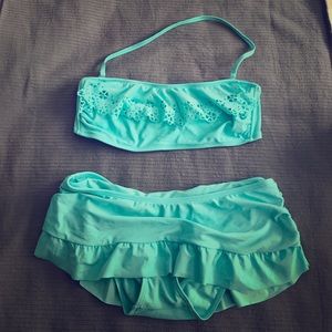 Adorable teal bikini